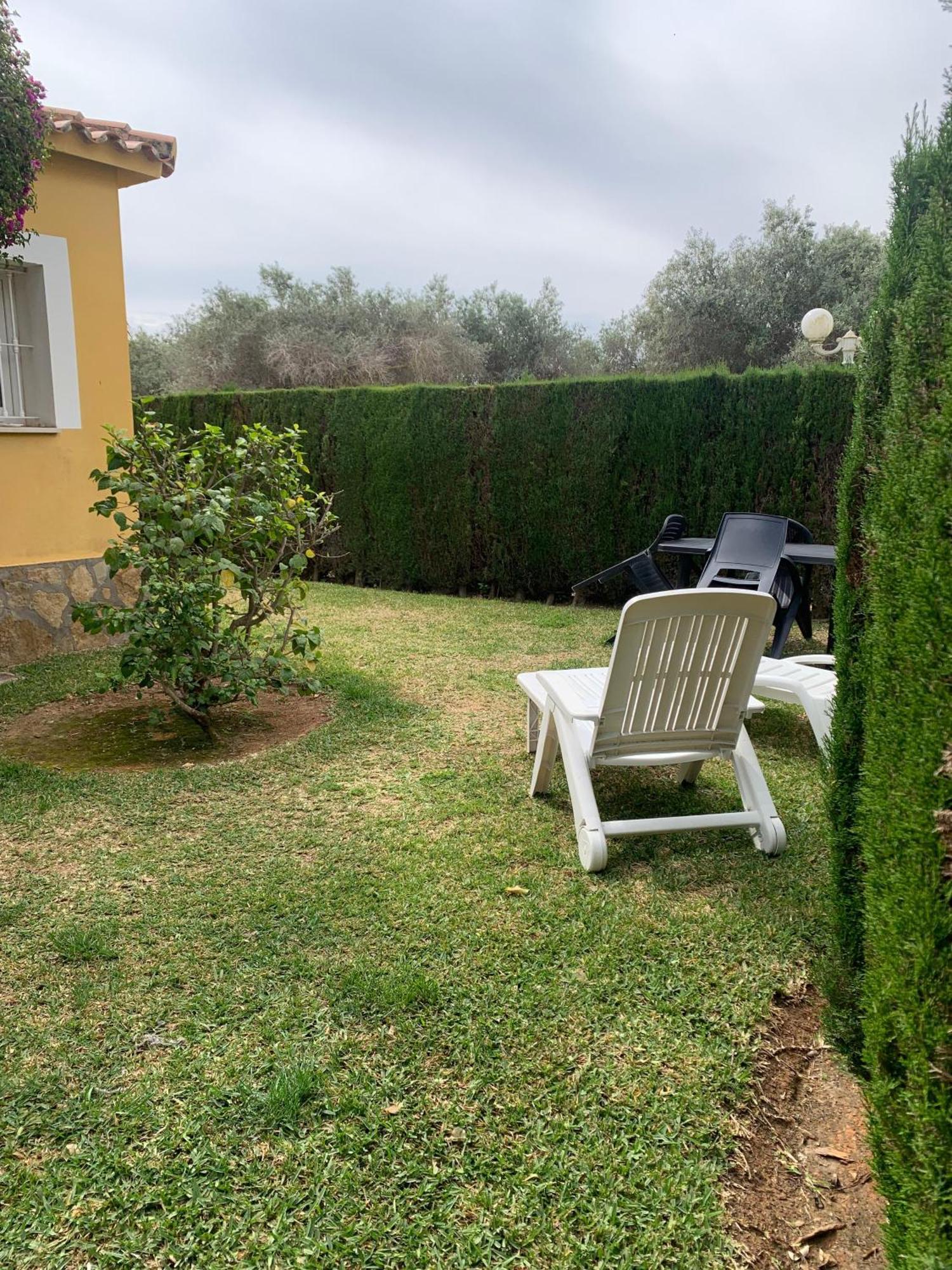House With Garden At Oliva Nova Golf & Beach Resort Les Deveses ภายนอก รูปภาพ