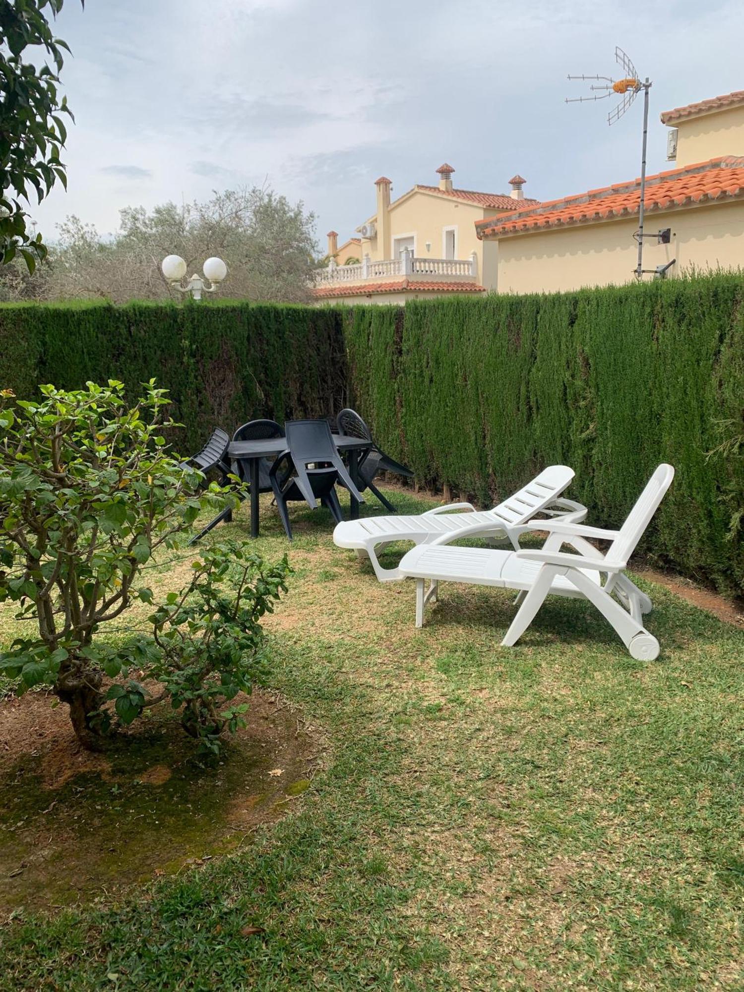 House With Garden At Oliva Nova Golf & Beach Resort Les Deveses ภายนอก รูปภาพ